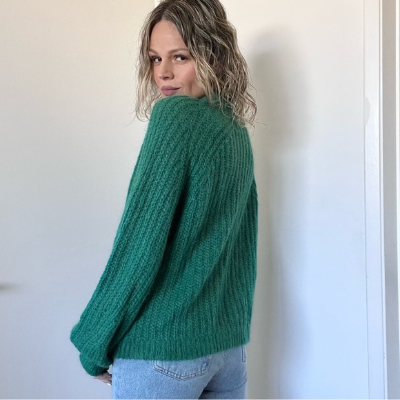 Aritzia Wilfred Saba Sweater in Green - Picture 11 of 14